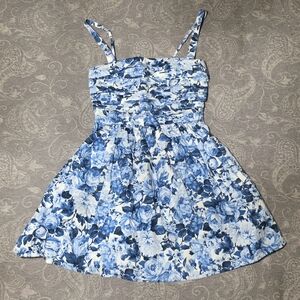 Abercrombie & Fitch Blue Floral Dress (Size SP)